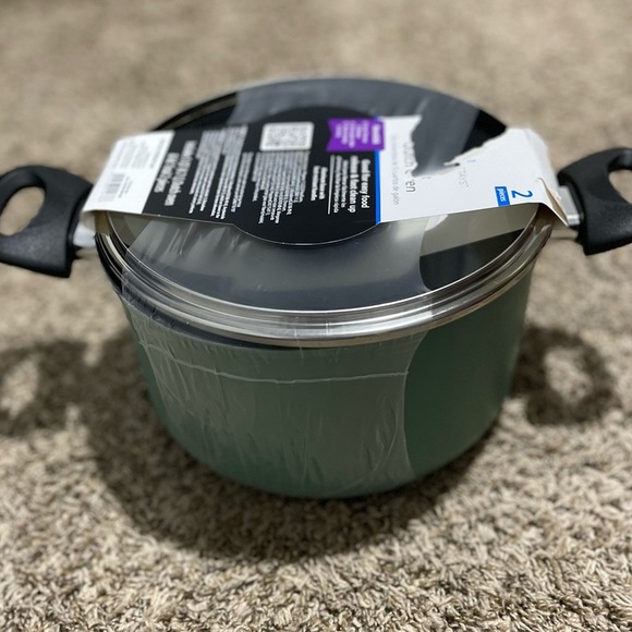 Other - Mainstays Dutch Oven 5qt with lid